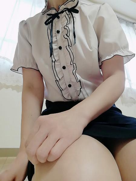 石野 那奈
