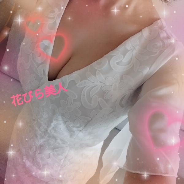 石野 那奈